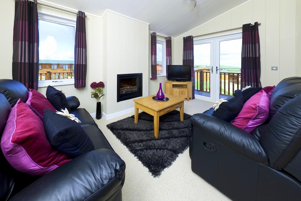 Mullacott Park Villa Ilfracombe Room photo
